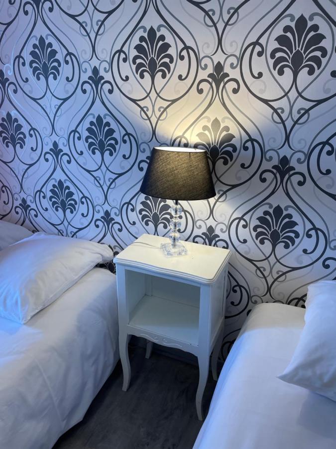 Hotel Au Chapon Fin Poitiers Eksteriør billede