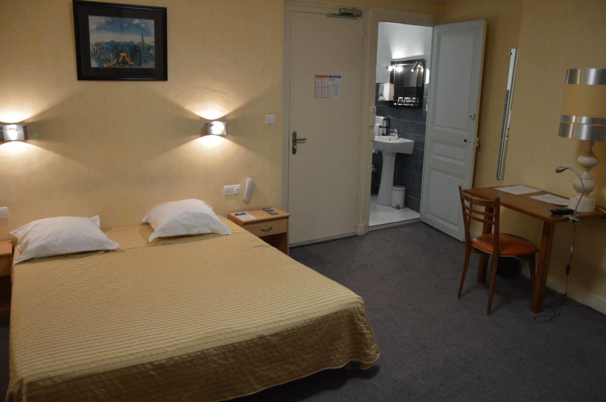 Hotel Au Chapon Fin Poitiers Eksteriør billede
